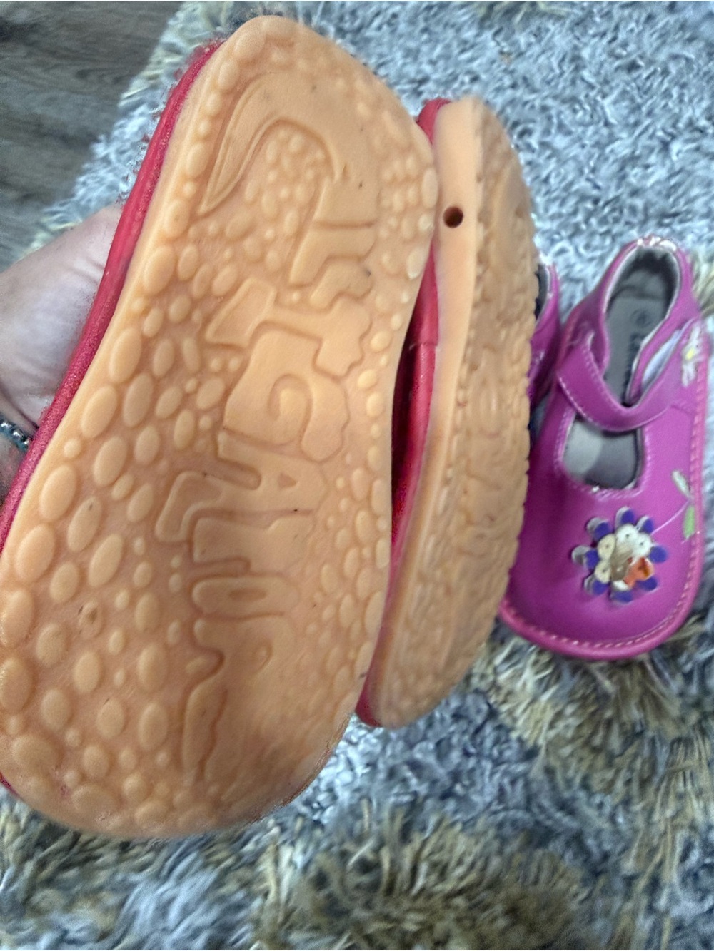 LanieCakes Mary Jane’s little Kid Sz 8 Mary Jane Shoes in Pink and Red - Picture 6 of 6